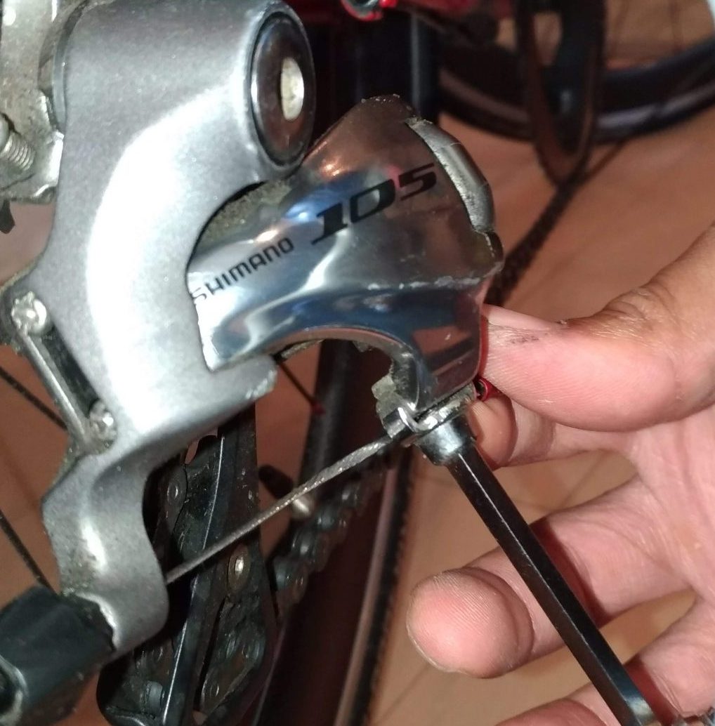 Adjusting Rear Derailleur - Reconnect Cable Anchor